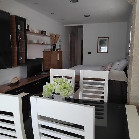 Relax Green House 로비니 외부 사진